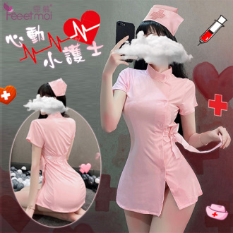 《FEE ET MOI》護士角色扮演服！晶鑽十字帽立領側排釦合身連衣短裙三件組#531737